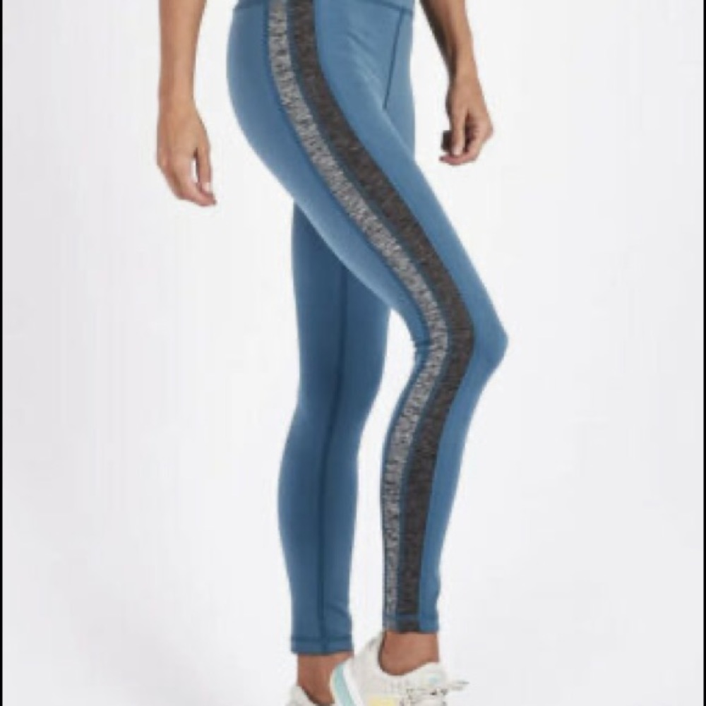 Vuori high rise racer stripe legging